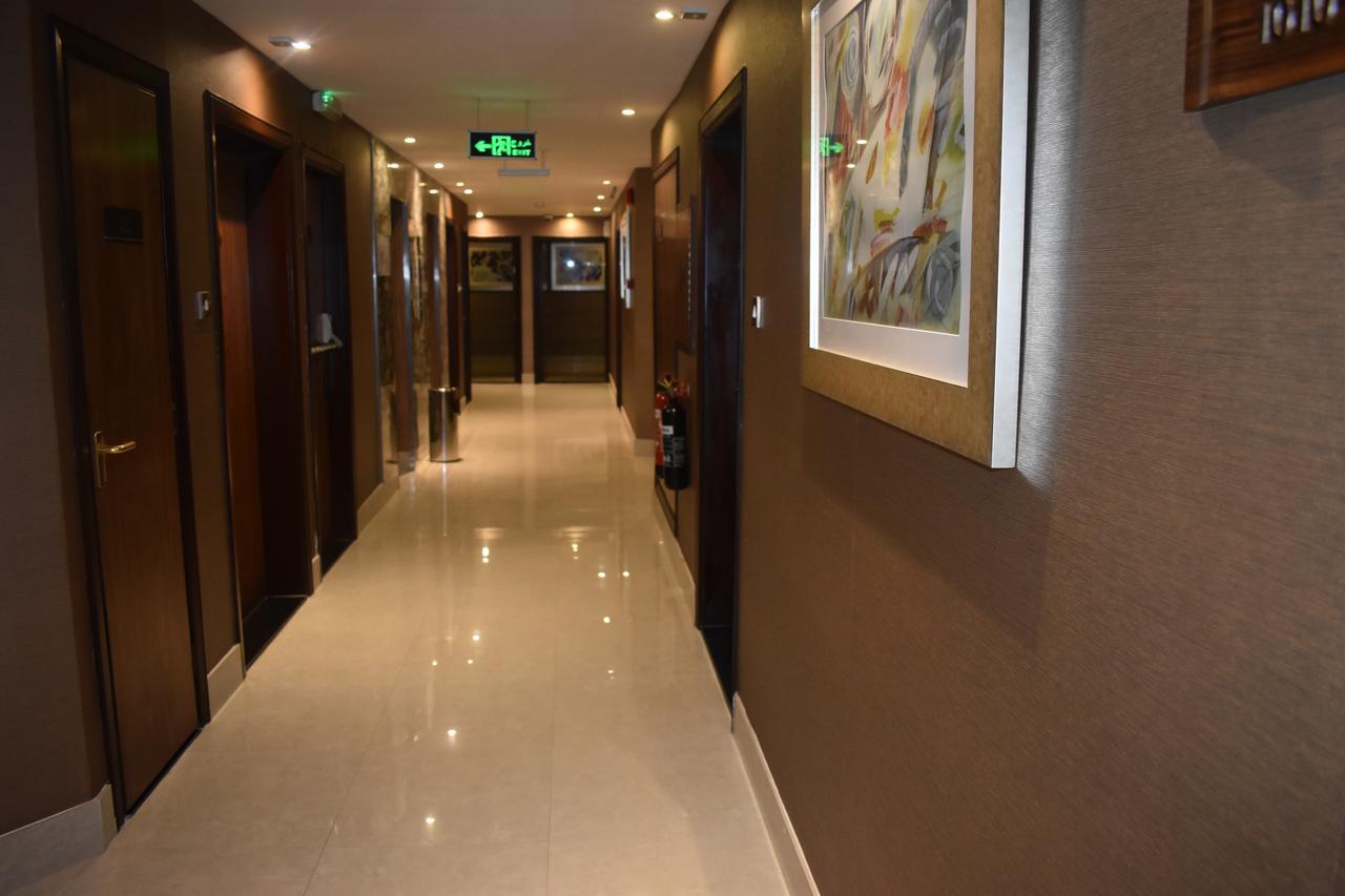 Emirates Plaza Hotel Абу-Дабі Екстер'єр фото